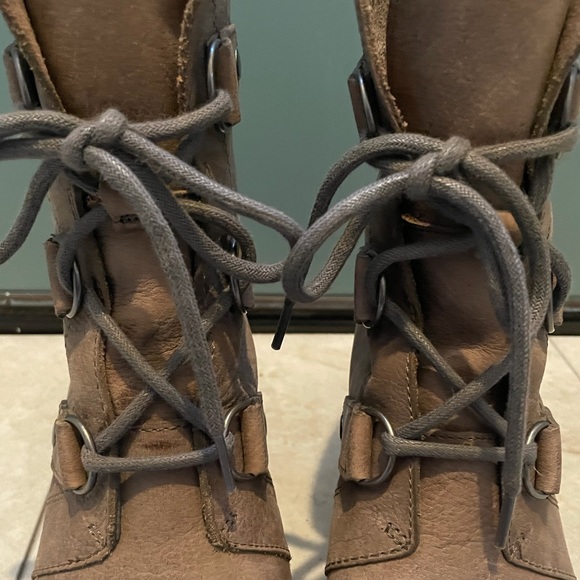 Sorel Joan of Arctic wedge booties - Picture 5 of 5